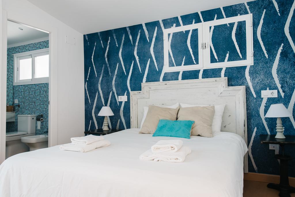 Hostly Acetres 2a-penthouse In Center-fibre-parking Opt Appartement *